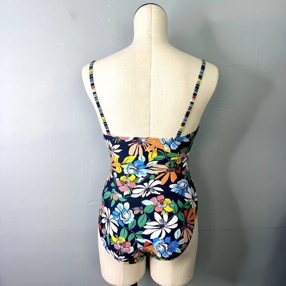 Ellen Tracy Fast & Fresh Surplice Navy Blue Multi Floral One Piece Swimsuit Sz 6 - Picture 5 of 12
